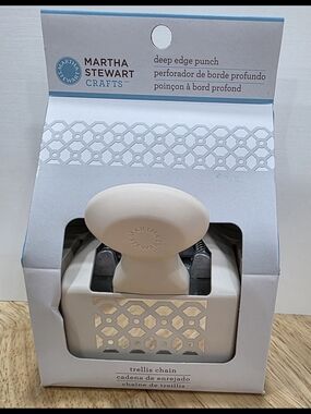 Martha Stewart Crafts Deep Edge Punch - Trellis Chain - White-NIB